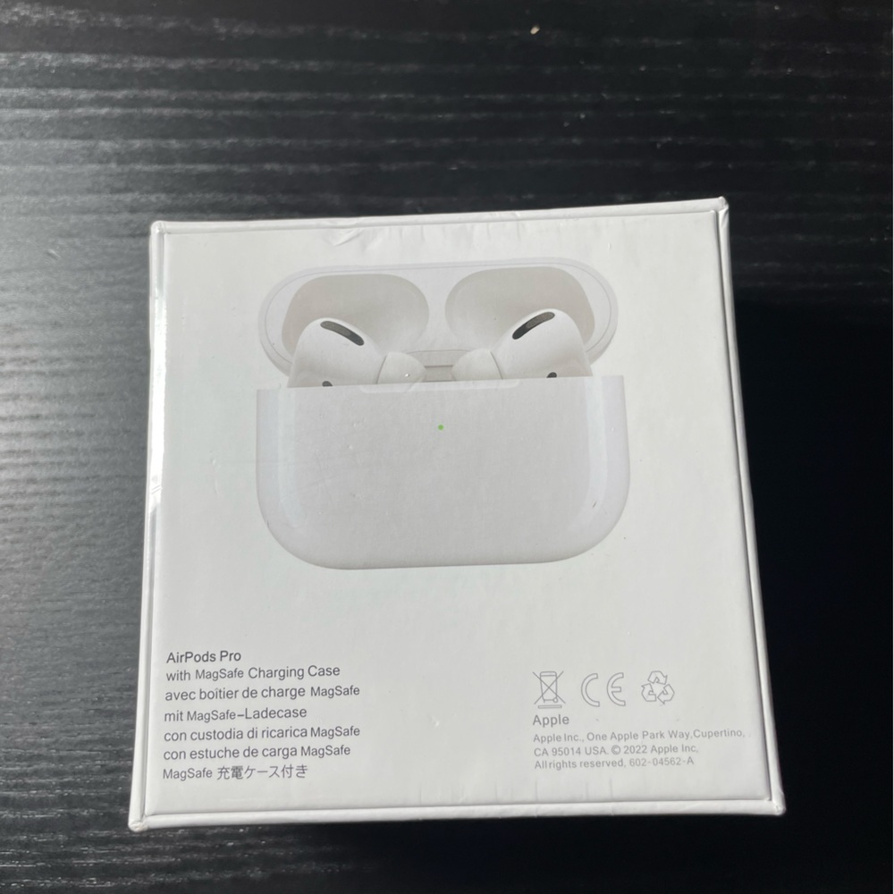 Apple AirPods Pro Brand New Sealed in Box